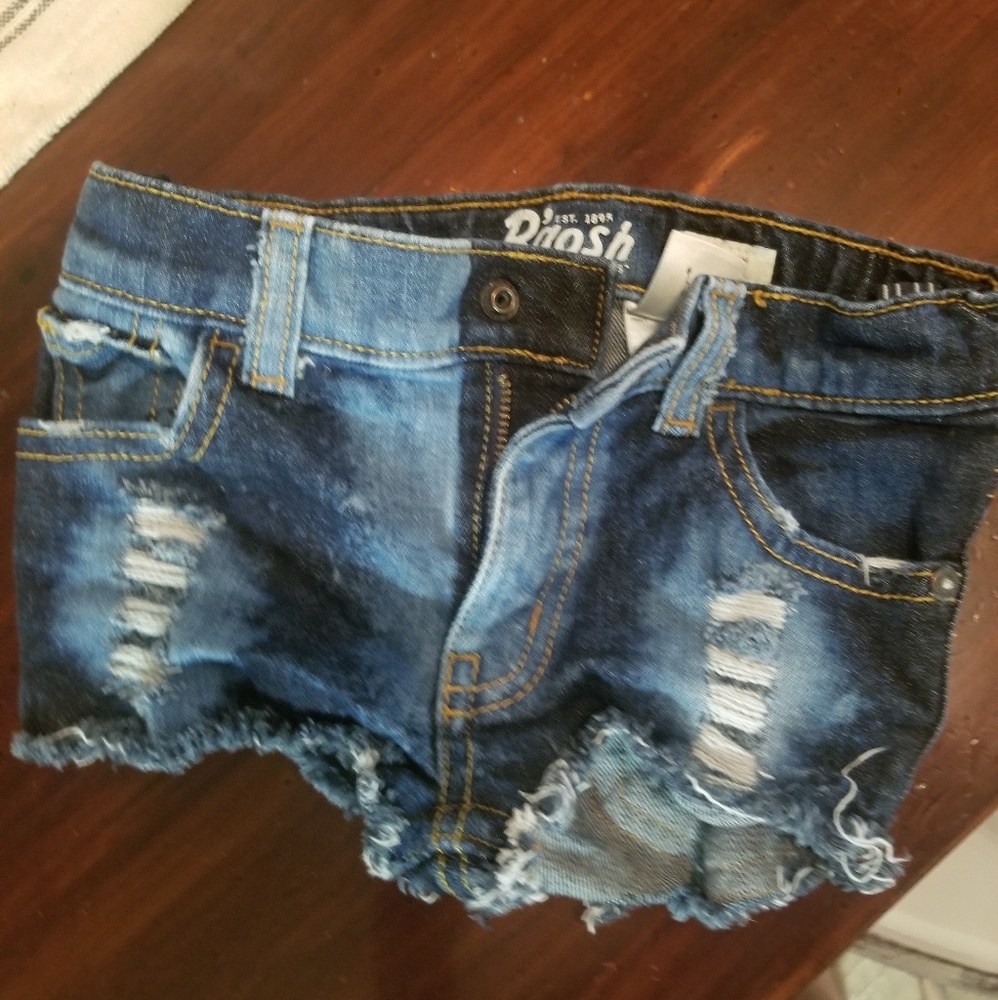 Oshkosh 3t shorts
